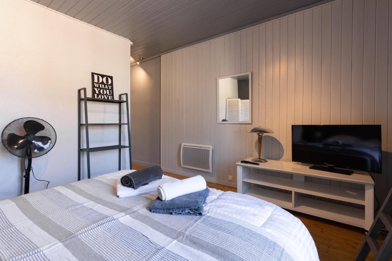 Cozy Cozy Appartement Jonzac Buitenkant foto